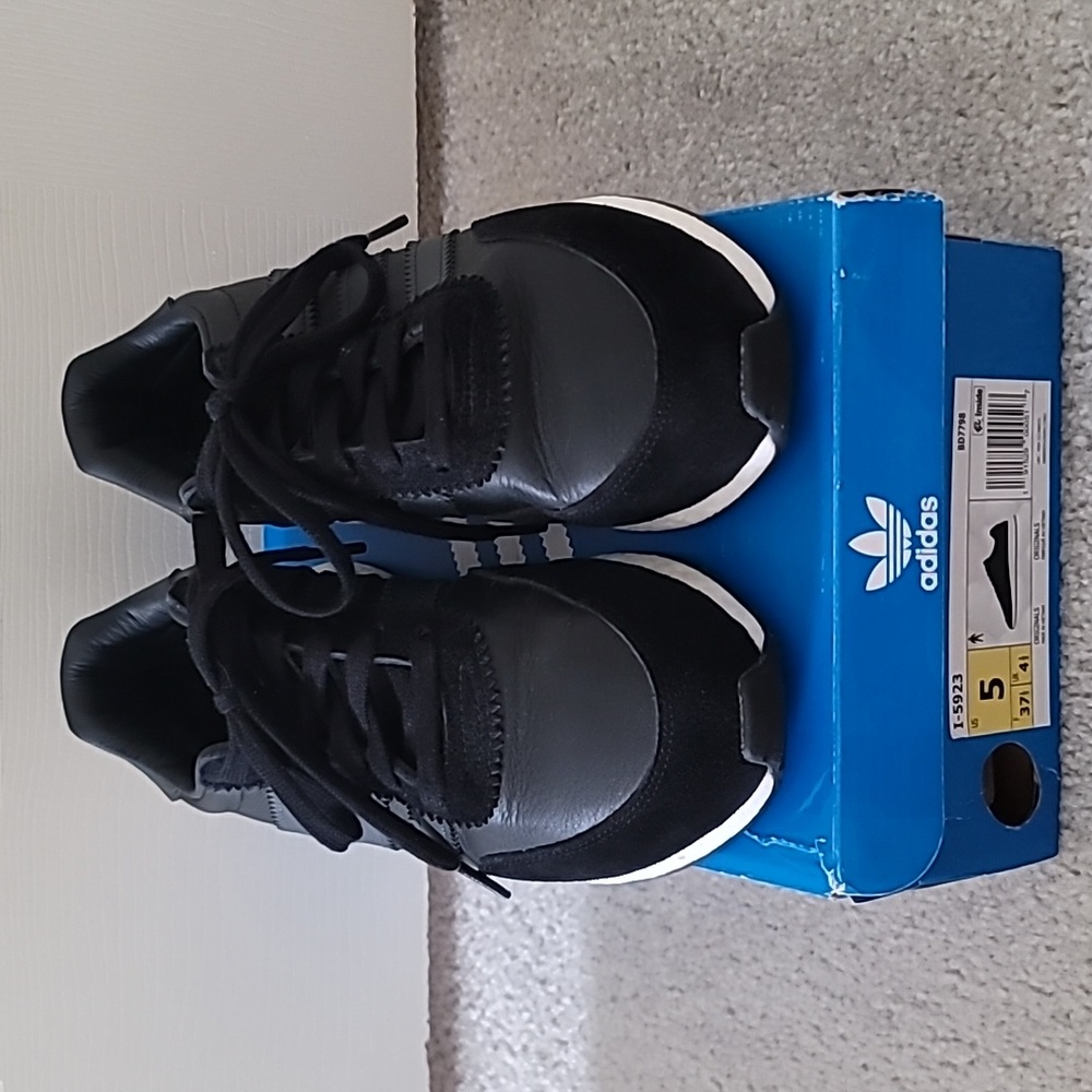 Adidas Original I-5923 Men's size 5